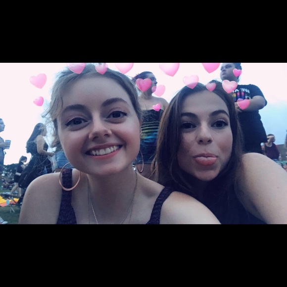 Meet your Posher, Maelle - Picture 3 of 5